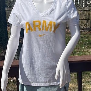 🛍5 for $20 🛍️ Army, white V-neck T-shirt by Nike size medium